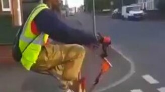 На велике без переднего колеса - смотреть видео (0:47)