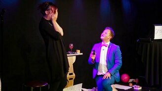 Предложение руки и сердца от фокусника - смотреть видео (3:58)