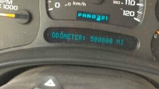 Празднование 500 000 миль - смотреть видео (0:30)