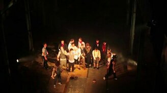 Цирк на заброшенном заводе - смотреть видео (3:35)