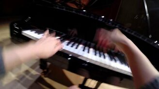 Игра на пианино от первого лица - смотреть видео (6:51)