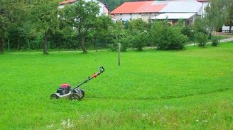Как заставить газонокосилку работать без тебя - смотреть видео (0:52)