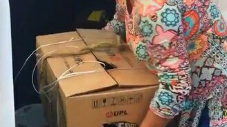 Как выглядит коробка счастья - смотреть видео (1:04)