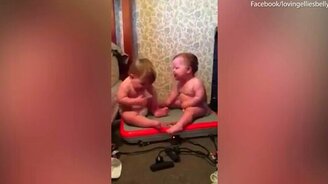 Аттракцион-трясучка для малышей - смотреть видео (0:29)