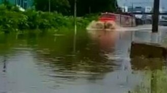 Поезд проплыл - смотреть видео (1:11)