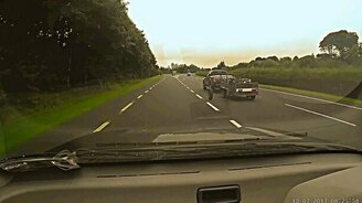 Колесо сбежало от прицепа - смотреть видео (0:14)