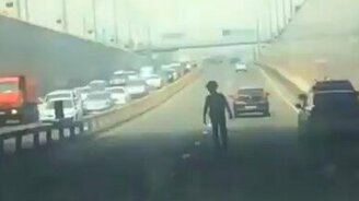 Полицейская погоня за колесом - смотреть видео (0:44)