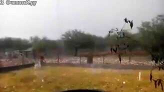 Массивная бомбардировка градом - смотреть видео (1:33)