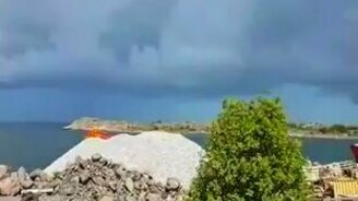 Туча на заправке - смотреть видео (1:02)