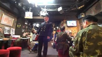 "Три танкиста" в исполнении японцев - смотреть видео (3:07)