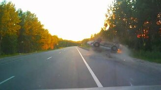 Как обгоняет трюкач-неудачник - смотреть видео (0:26)