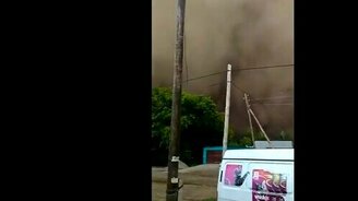 Сильнейшая пыльная буря - смотреть видео (2:31)