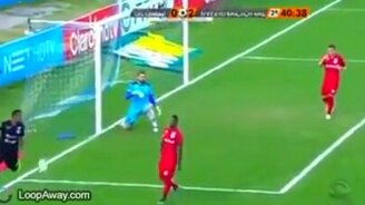 Штанга, штанга, пятка! - смотреть видео (0:15)