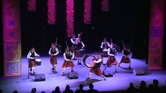 Тяжёлый рок на волынках - смотреть видео (4:13)