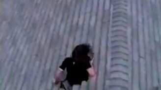 Прыжок на крышу - смотреть видео (0:18)