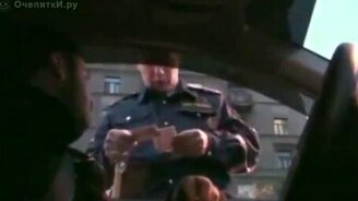 Талантливый ГАИшник - смотреть видео (5:50)