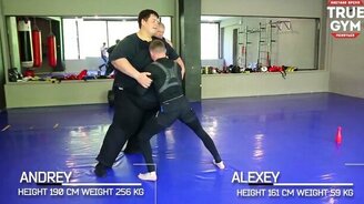 Худышка против толстяка - смотреть видео (2:52)