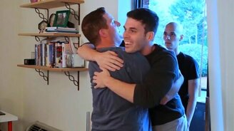 Собака-друг против кота-друга - смотреть видео (2:05)