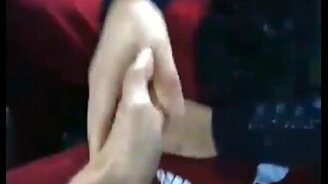 Когда здороваешься в большой компании - смотреть видео (0:19)