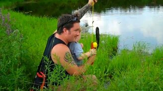 Несколько рыбацких приколов - смотреть видео (4:25)