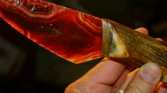 Нож из вулканического стекла - смотреть видео (2:27)