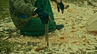 Вытачивание каноэ из ствола дерева - смотреть видео (18:44)