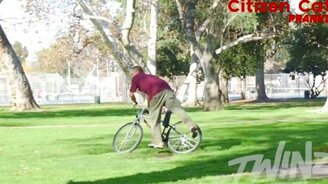 Горящее седло для велосипедных воров - смотреть видео (5:28)