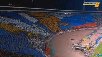 Акция сербских болельщиков с нашим флагом - смотреть видео (0:34)