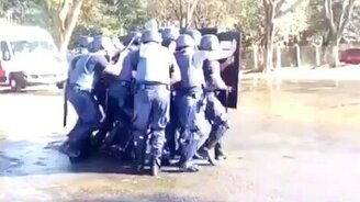 Держи шланг крепче! - смотреть видео (0:59)