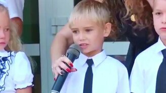 Девочка расплакалась на линейке - смотреть видео (0:31)