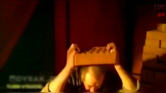 Как лишить себя сознания - смотреть видео (0:17)