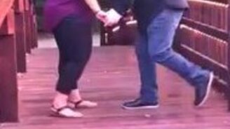 Предложение выйти замуж пошло не по плану - смотреть видео (0:26)