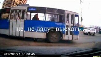 Бойтесь женщин за рулём - смотреть видео (7:51)