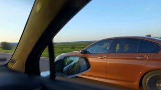 Шокирующий обгон грузовика - смотреть видео (0:44)