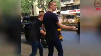 Мастерски перешёл дорогу - смотреть видео (0:10)