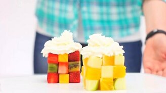 Оригинально нарезаем овощи и фрукты - смотреть видео (9:19)