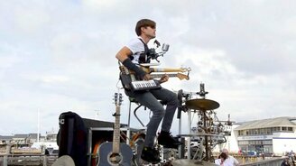 Человек рок-оркестр - смотреть видео (1:40)