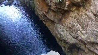 Прыгайте в воду с умом! - смотреть видео (6:22)