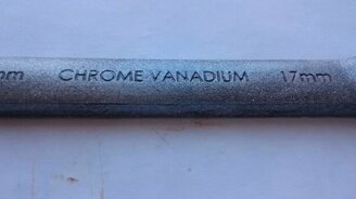 Самый хрупкий гаечный ключ - смотреть видео (0:50)