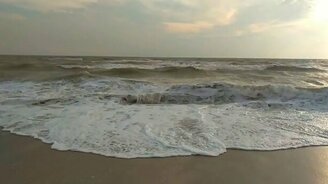 Чёрное море немного бушует - смотреть видео (2:06)