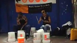 Уличные барабанщики - смотреть видео (6:13)