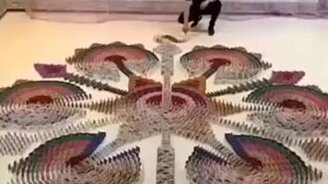 Узоры из игральных карт - смотреть видео (0:57)