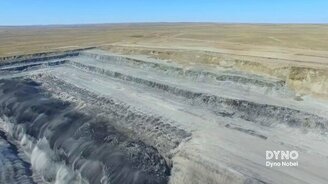 Подборка взрывов грунта - смотреть видео (5:30)