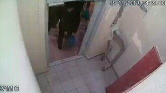 Меня замуровали! - смотреть видео (4:28)