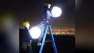 Кто включает день с ночью - смотреть видео (0:23)