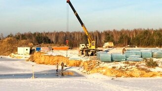 Заготовка льда для ледового городка - смотреть видео (1:00)