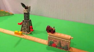 Трюки с детской игрушкой - смотреть видео (1:49)