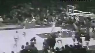 Три секунды до конца матча! - смотреть видео (2:22)