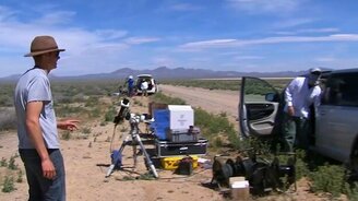 Сверхзвуковой пролёт на фоне Солнца - смотреть видео (3:12)