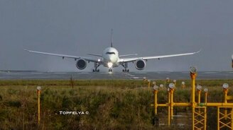 Боинг-787 против Айрбуса-А350 - смотреть видео (1:24)